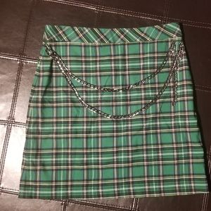 Zara Basic Green Plaid Mini Skirt EUC